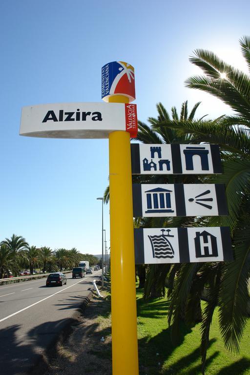 Hotel Avenida Plaza Alzira Exterior foto